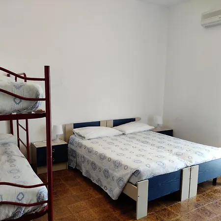 Livia * Τζεσόλο Λίντο